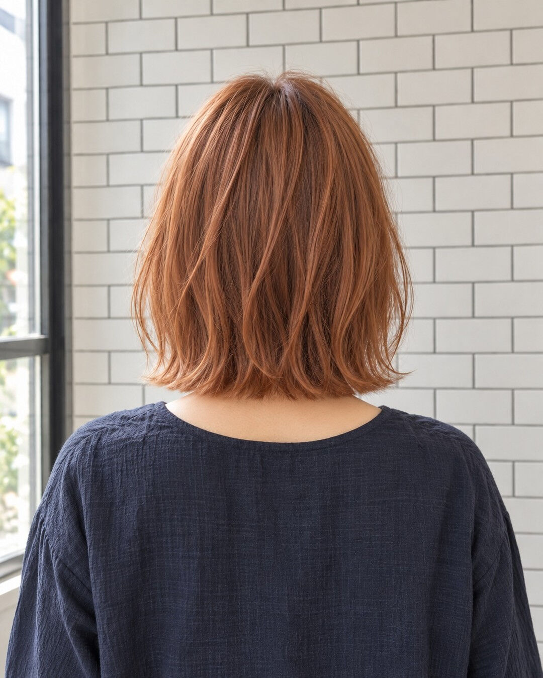 秋の服に合わせたくなる、あたたかなオレンジ